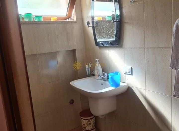 Vilë 2-katëshe me qera, Komuna e Parisit