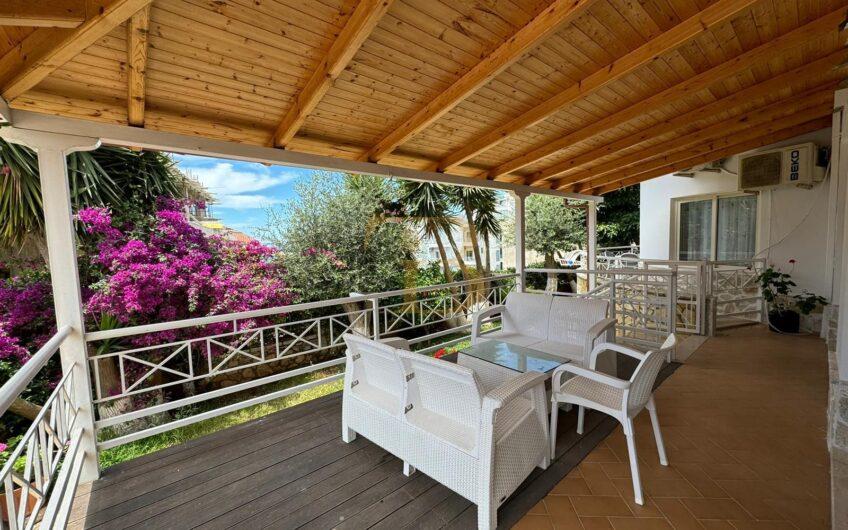 6 apartamente me qera, Sarandë