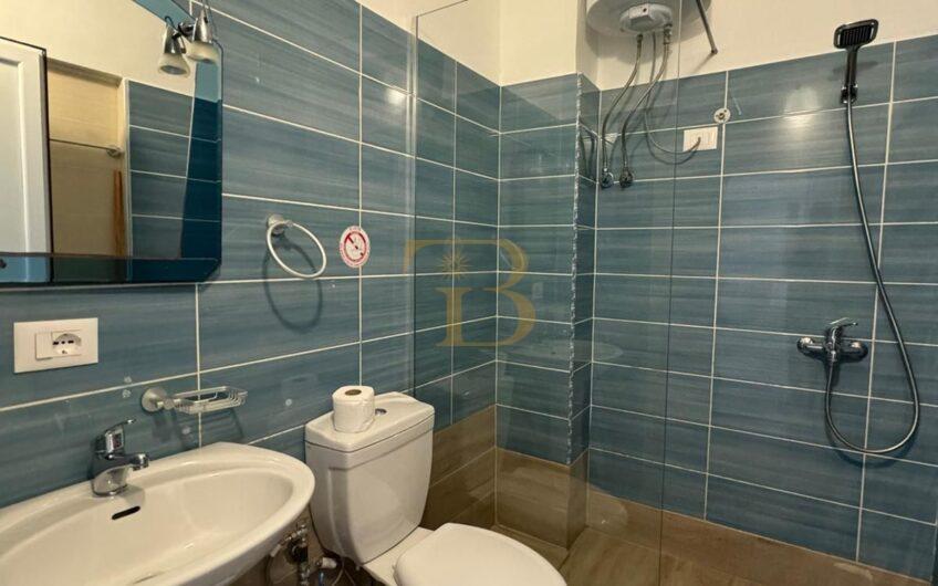 6 apartamente me qera, Sarandë