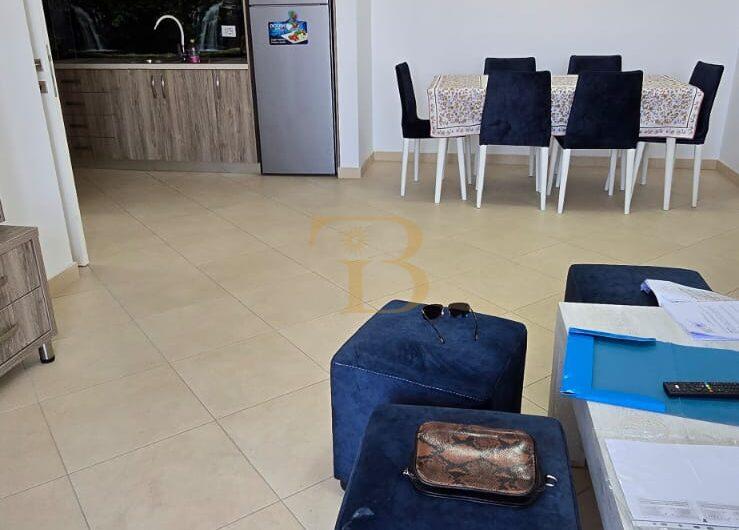 Apartament 3+1+2/2 poste parkimi në shitje, Shkolla e Bashkuar