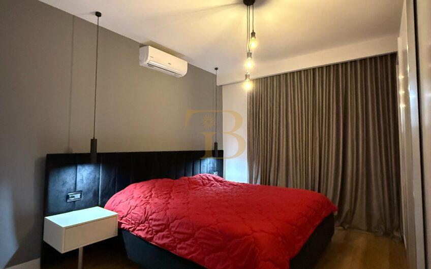 Apartament 1+1 me qera, Komuna e Parisit