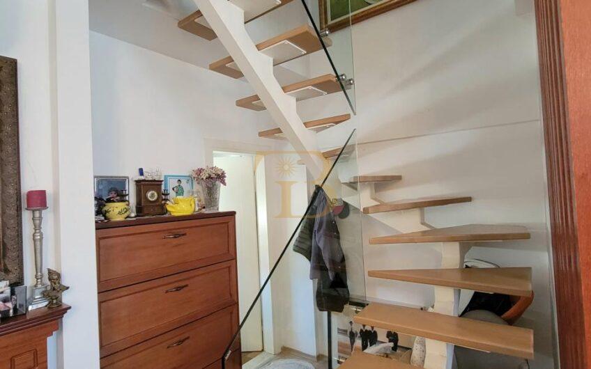 Duplex 2+1+2 me qera, Kristal Center