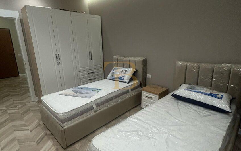 Apartament 2+1+2 me qera, Qendër