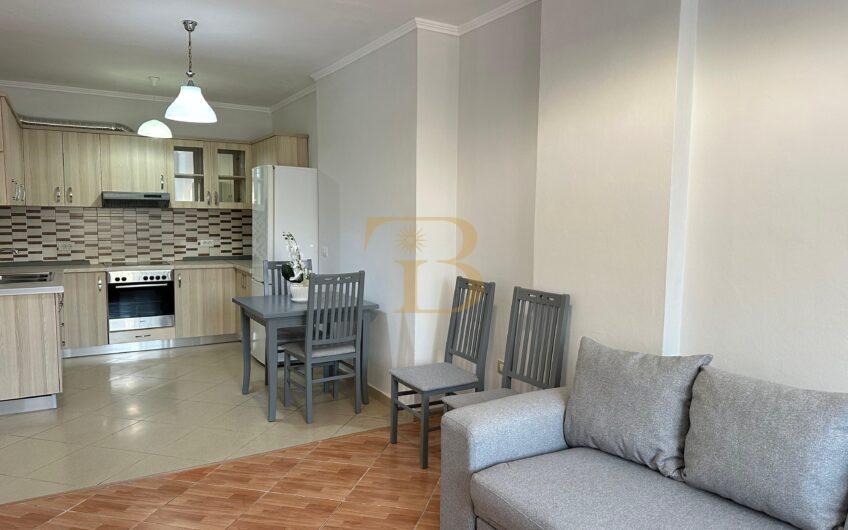 Apartament 2+1 me qera, Selvia