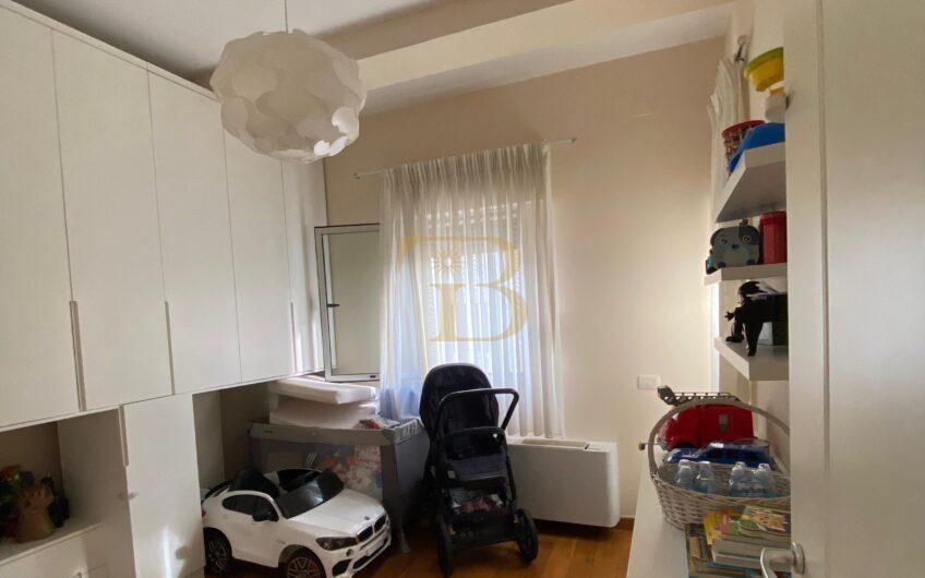 Apartament 2+1/post parkimi në shitje, Liqeni i Thatë