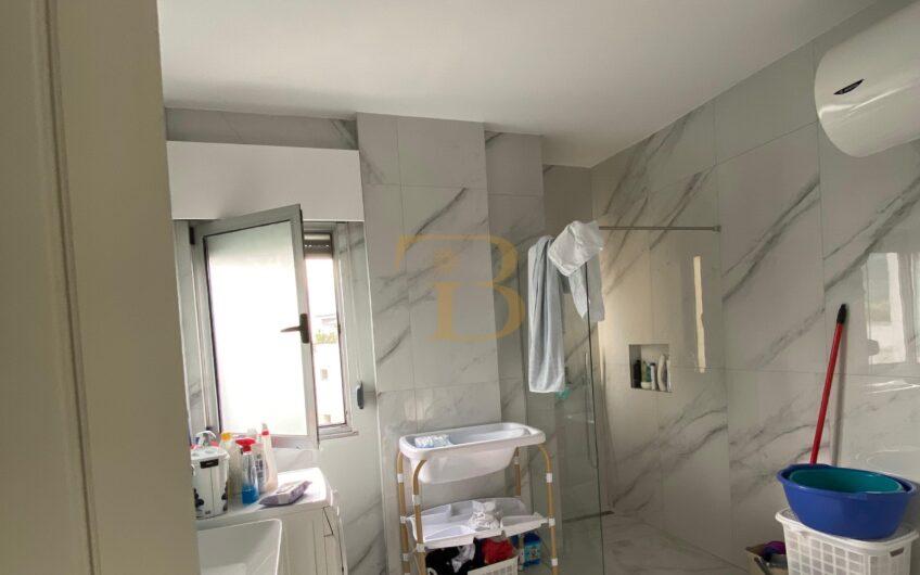 Apartament 2+1/post parkimi në shitje, Liqeni i Thatë
