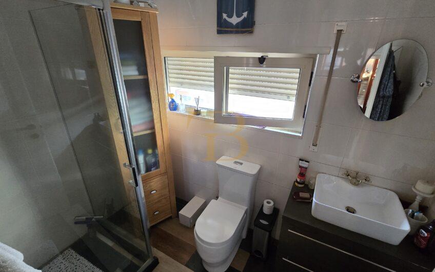 Duplex 2+1+2 me qera, Kristal Center