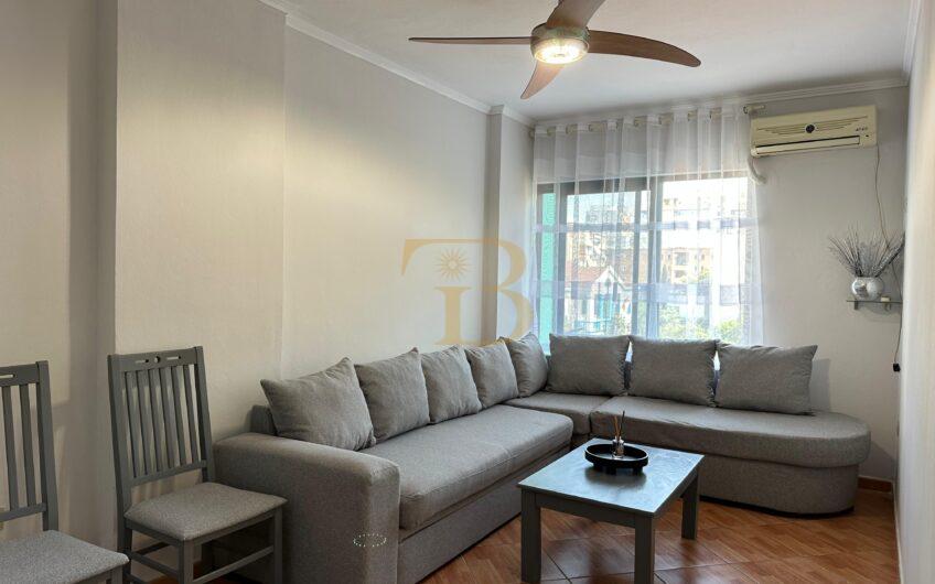 Apartament 2+1 me qera, Selvia