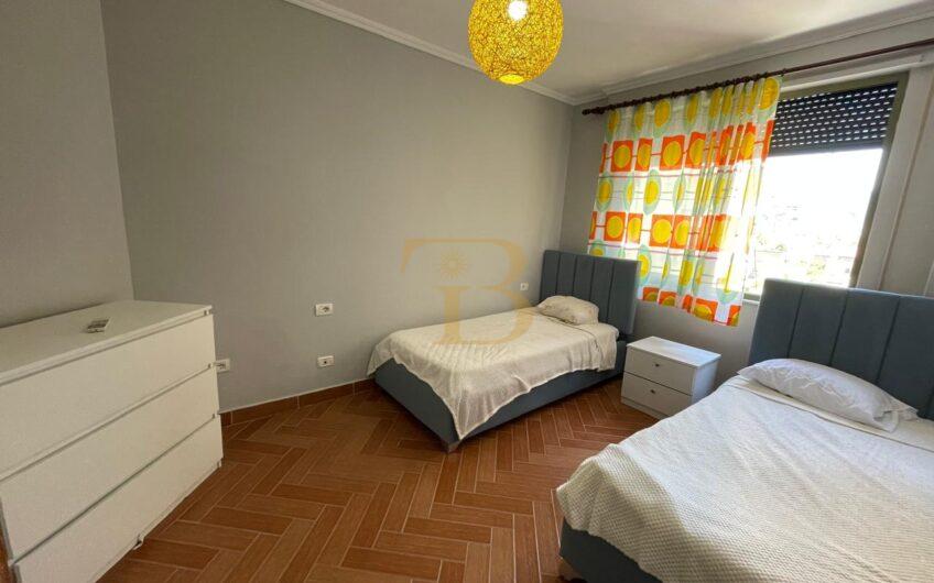 Apartament 2+1+2 me qera, Komuna e Parisit