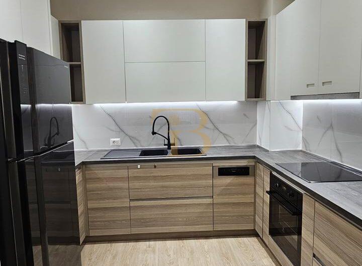 Apartament 3+1+2 në shitje, Liqeni i Thatë
