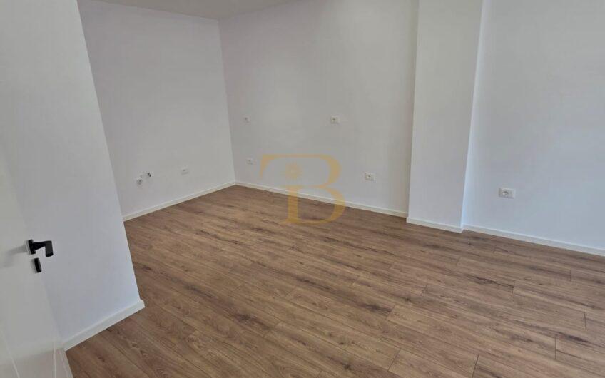 Apartament 2+1+2 në shitje, Rruga e Kavajës