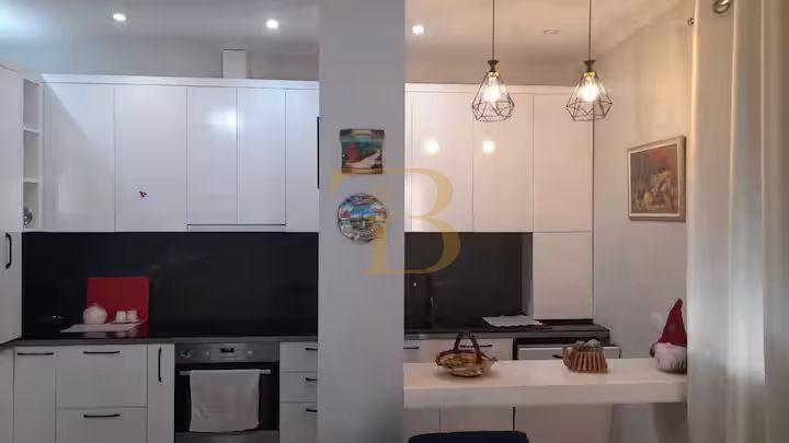 Apartament 1+1 me qera, Myslym Shyri