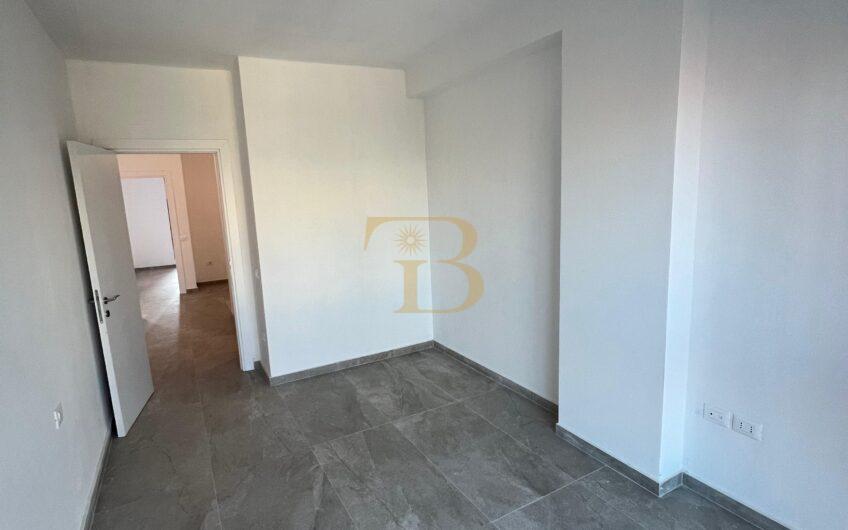 Apartament 2+1 në shitje, Myslym Shyri