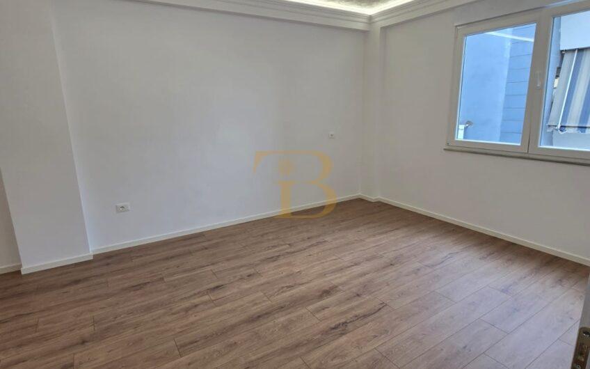 Apartament 2+1+2 në shitje, Rruga e Kavajës