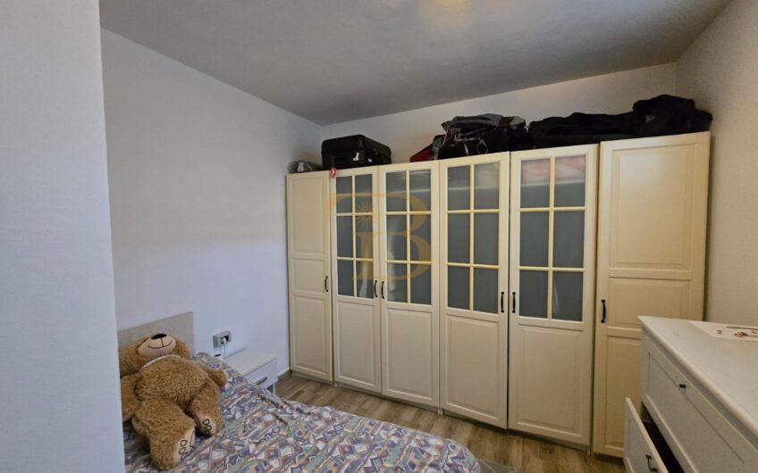 Vilë 3-katëshe në shitje, Rolling Hills