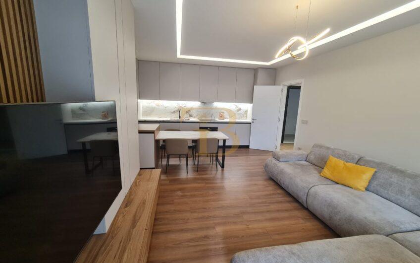Apartament 1+1/Garazh me qera, Pazari i Ri