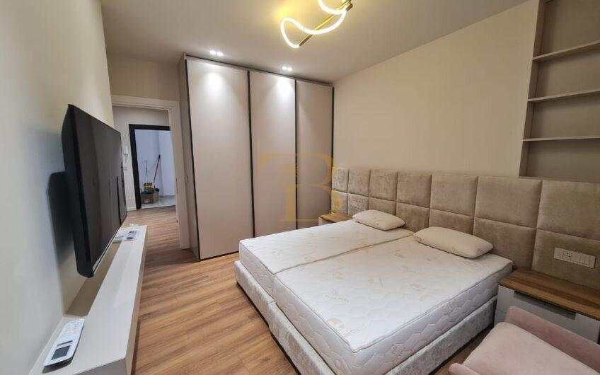 Apartament 1+1/Garazh me qera, Pazari i Ri