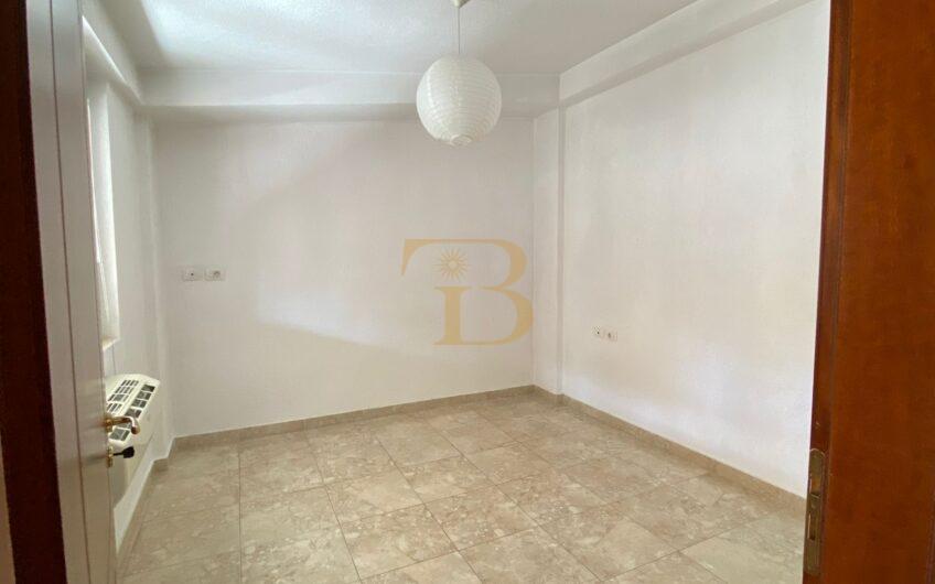 Penthouse me qera, Liqeni i Thatë