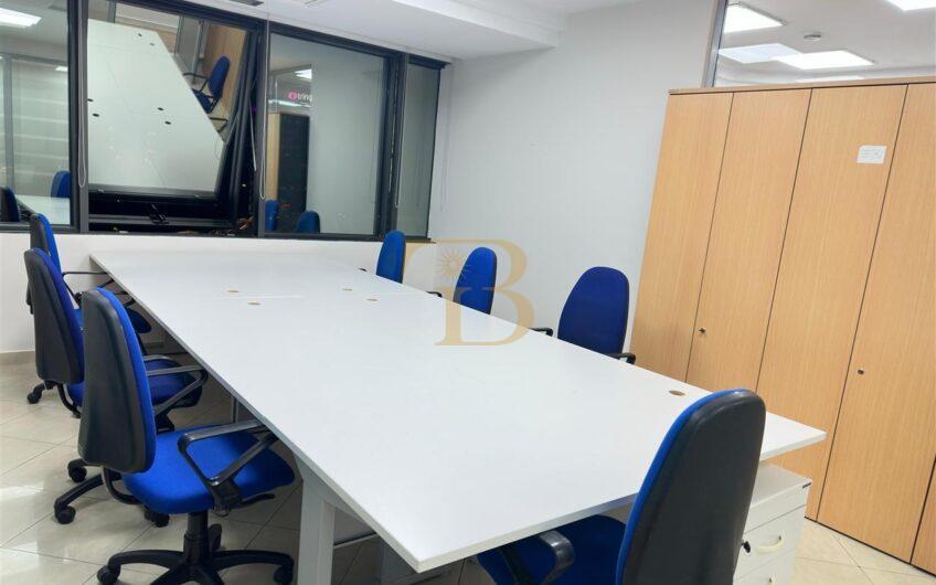 Ambjent zyrash me qera, Kullat Binjake