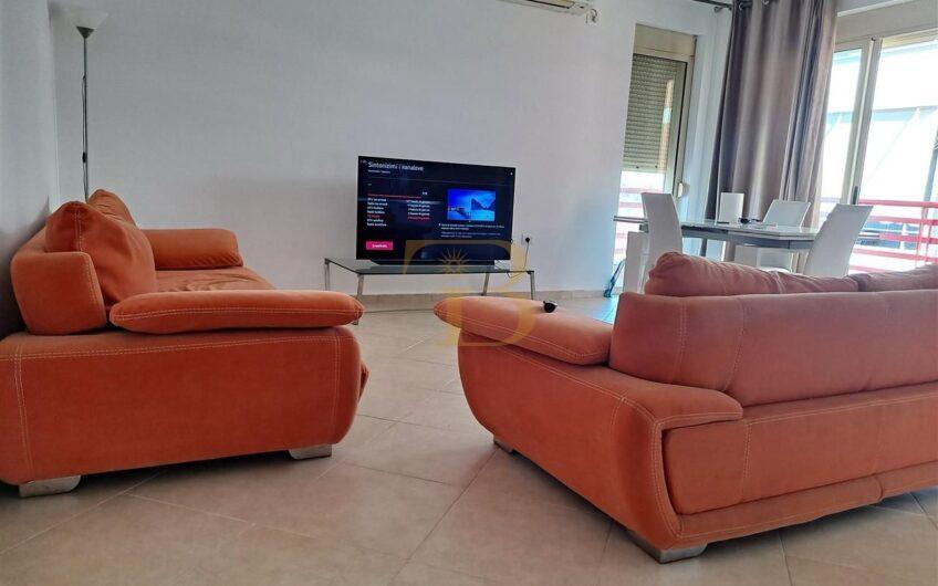 Apartament 2+1/post parkimi me qera, Liqeni i Thatë