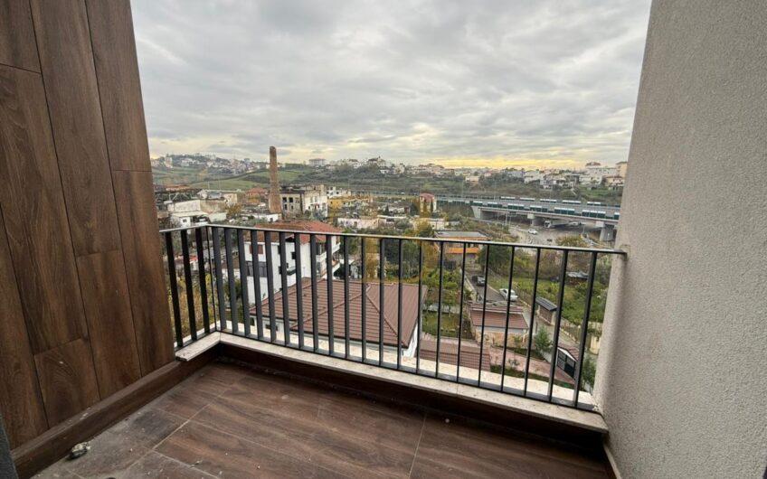 Apartament 3+1+2 në shitje, Shkozë