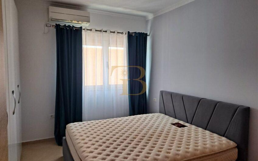 Apartament 2+1/post parkimi me qera, Liqeni i Thatë