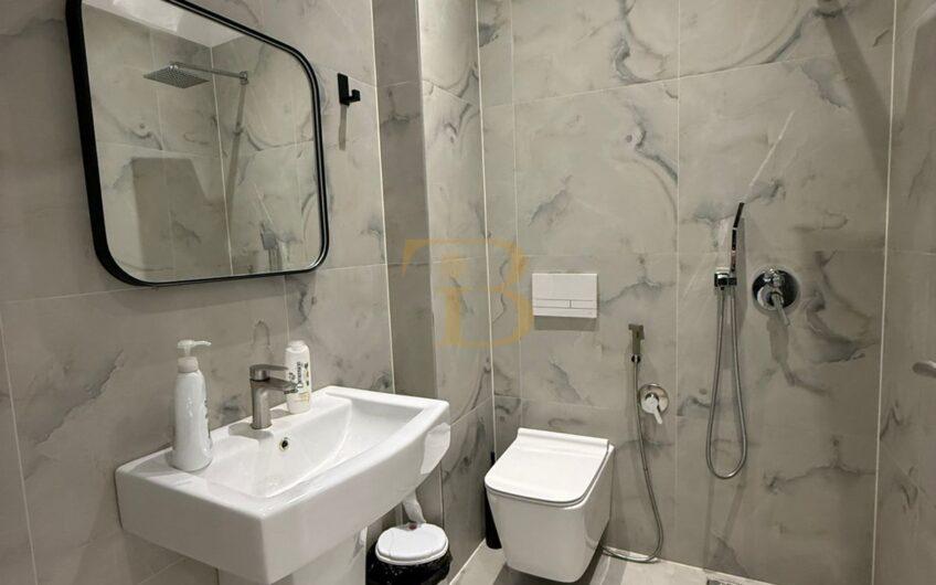 Garsionere me qera, Rruga 5 Maji