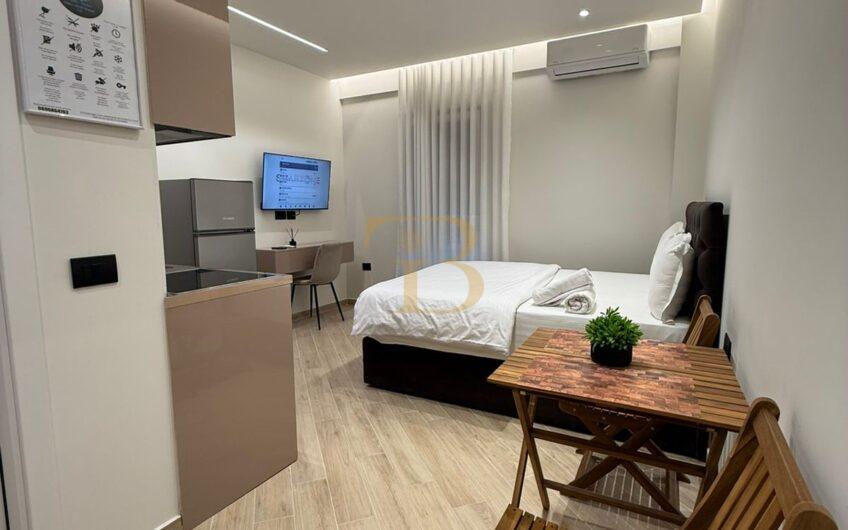 Garsionere me qera, Rruga 5 Maji