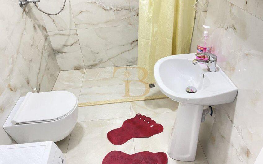 Apartament 2+1 me qera, Astir