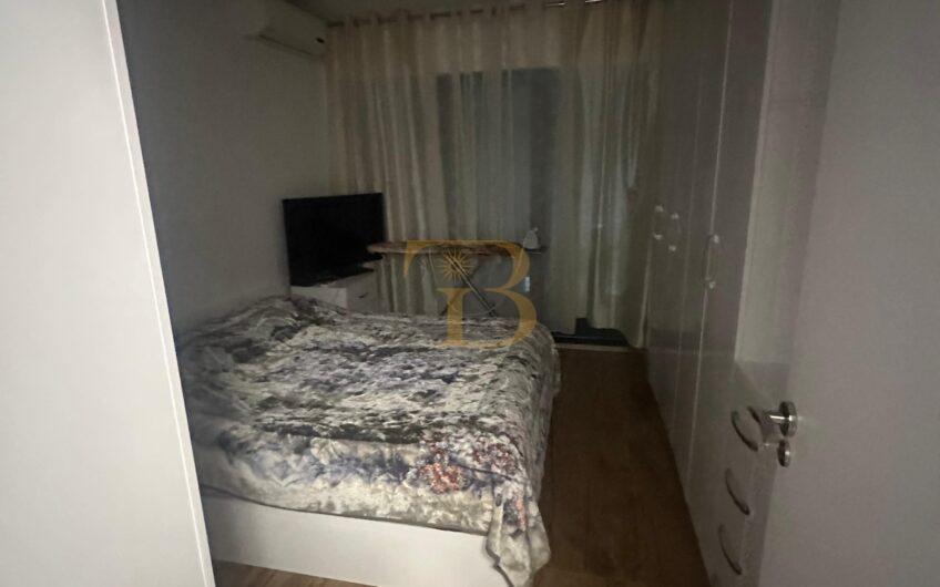 Apartament 1+1 me qera, Rruga 5 Maji