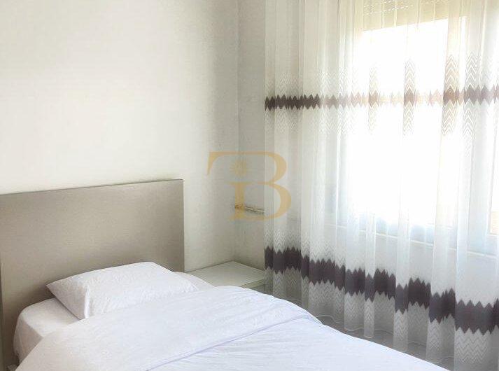 Apartament 2+1 me qera, Astir