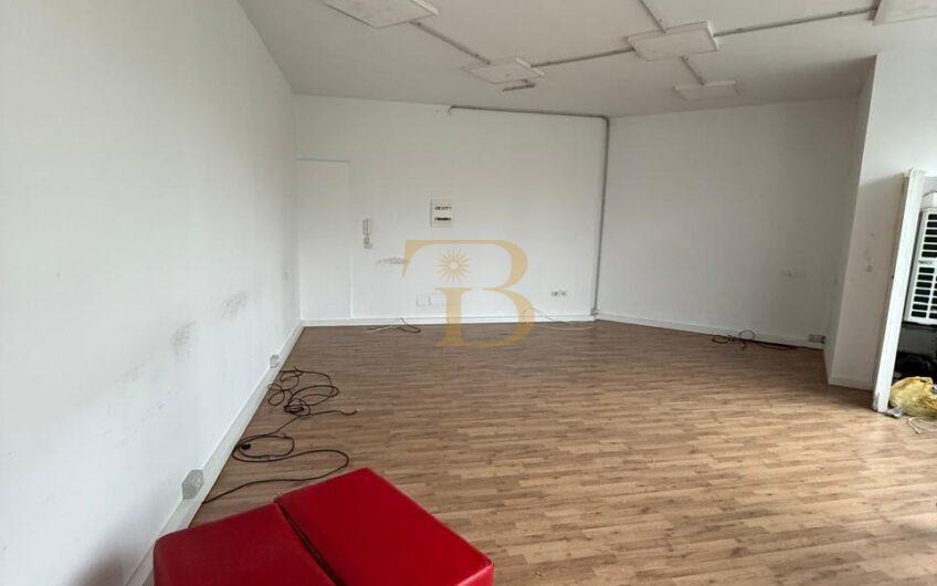 Ambjent zyrash me qera, Stadiumi Dinamo