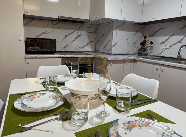 Apartament 2+1 me qera, Gjimnazi Petro Nini