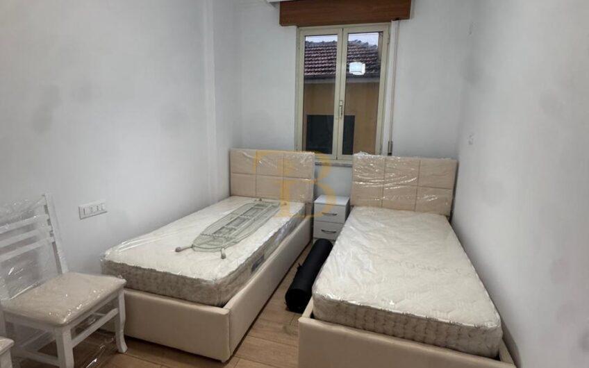 Apartament 2+1+2 poste parkimi me qera, Myslym Shyri
