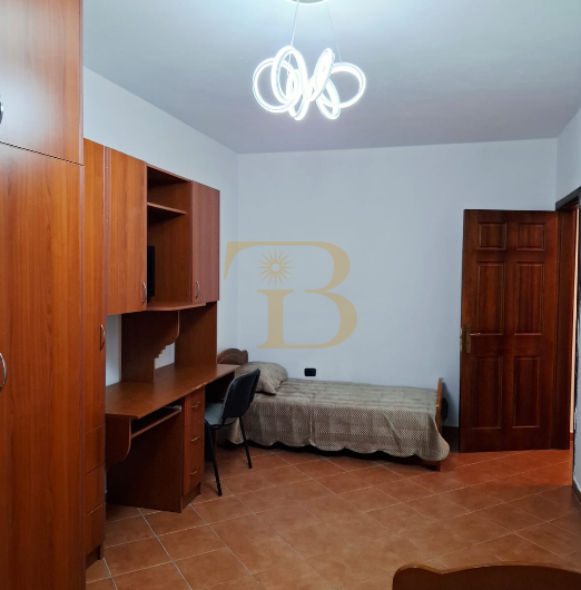 Apartament 2+1 me qera, Rruga Myslym Shyri