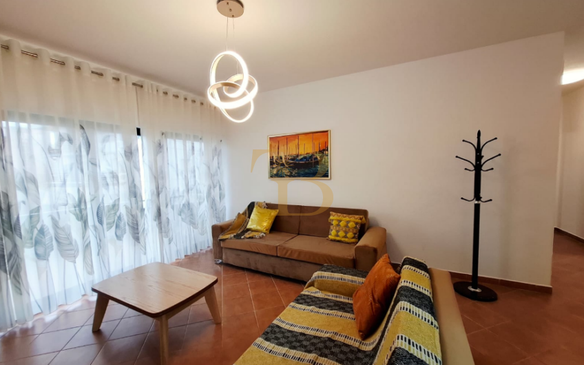 Apartament 2+1 me qera, Rruga Myslym Shyri