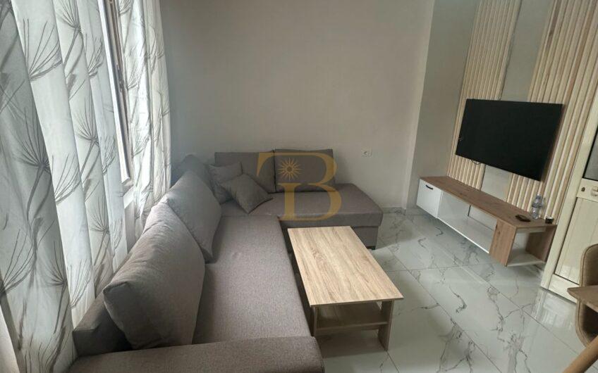 Apartament 1+1 me qera, Kinostudio