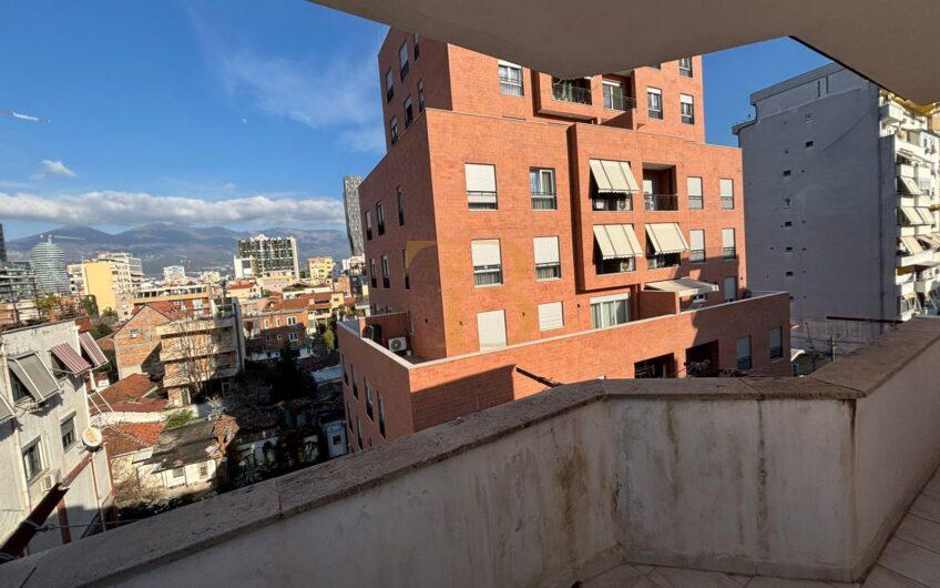 Apartament 2+1 me qera, Myslym Shyri.