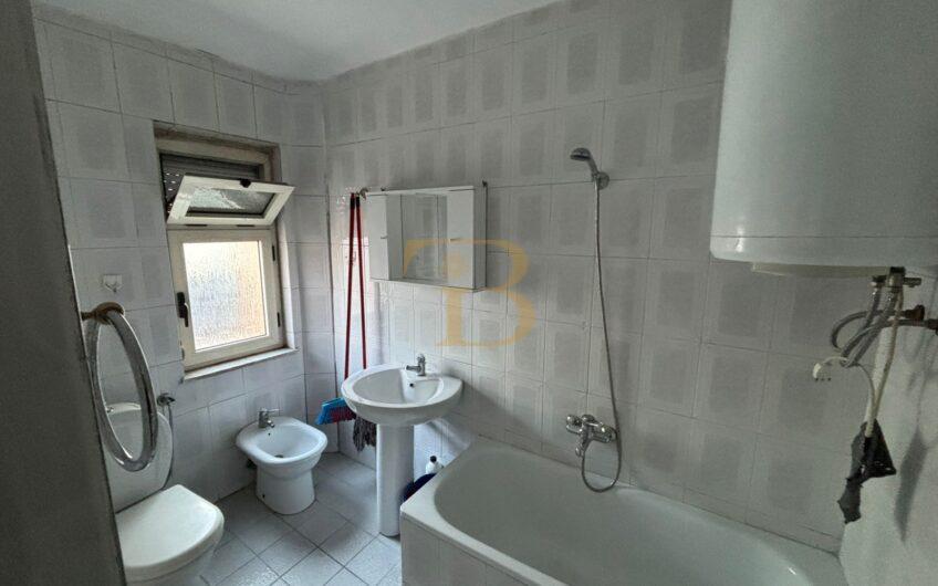 Apartament 2+1 me qera, Myslym Shyri.