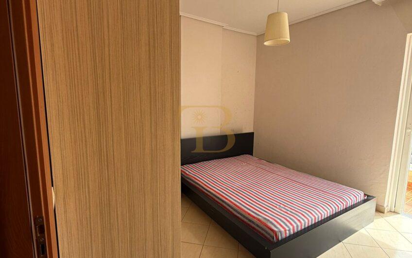 Apartament 2+1 me qera, Sarandë