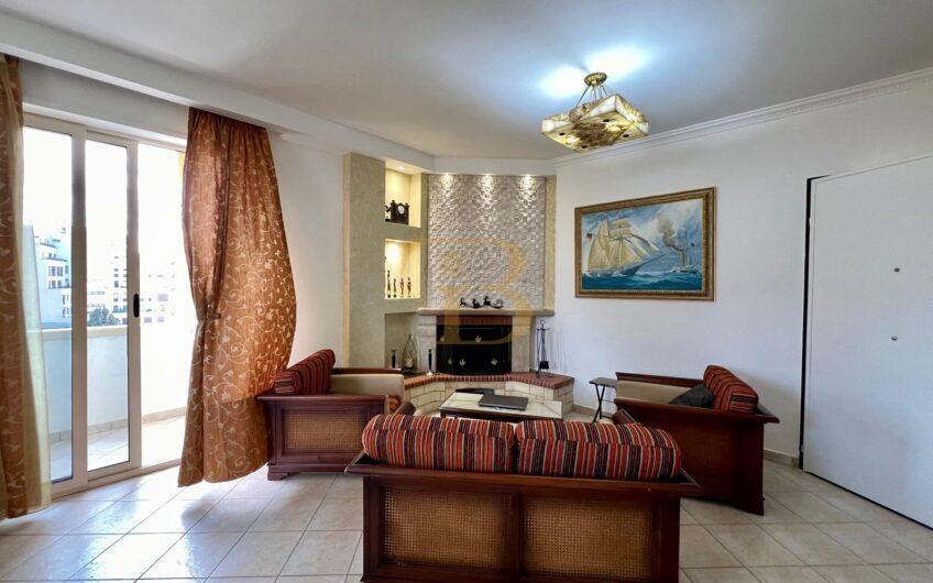 Apartament 2+1+2 me qera, Rruga Barrikadave