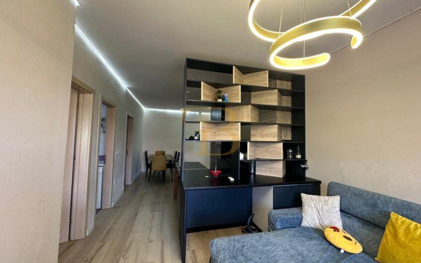 Apartament 2+1 me qera, Fresk