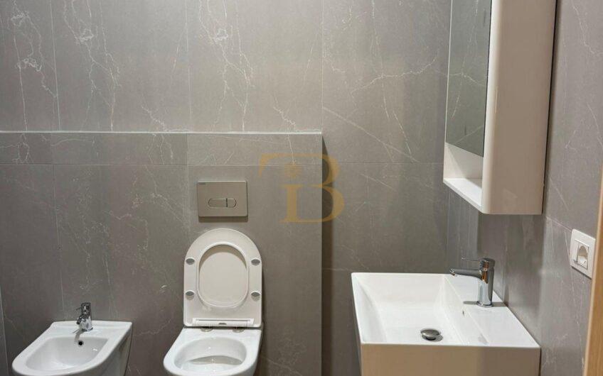 Apartament 2+1 me qera, Rruga 5 Maji