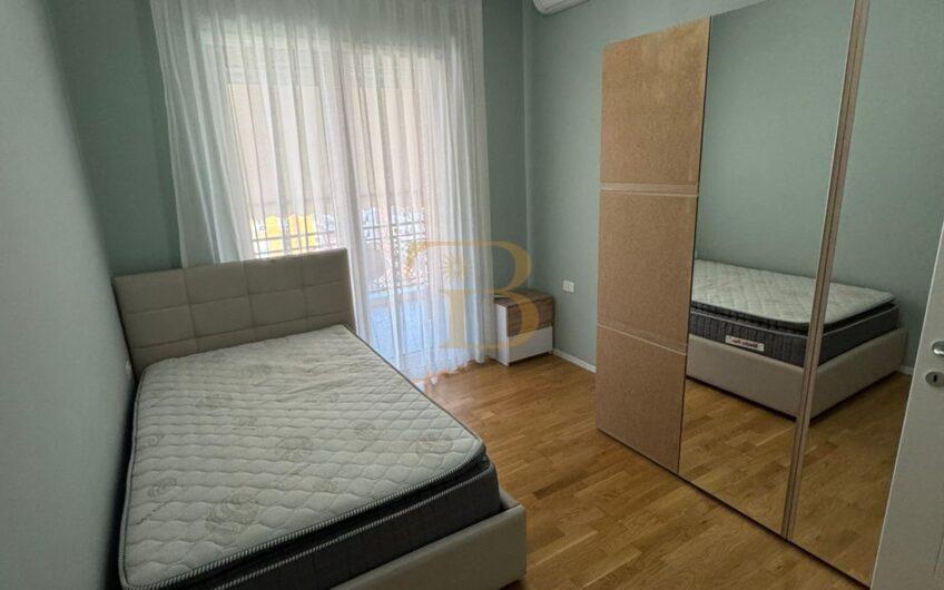 Apartament 2+1+2 me qera, Kompleksi Delijorgji