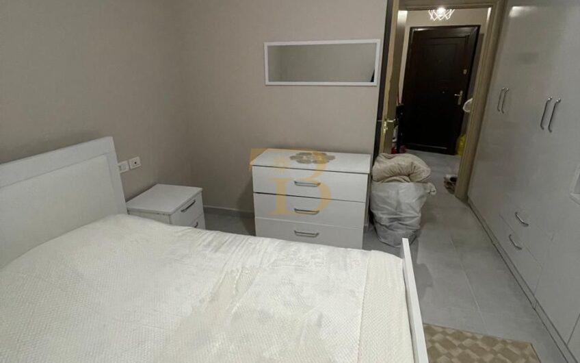 Apartament 1+1 me qera, Astir