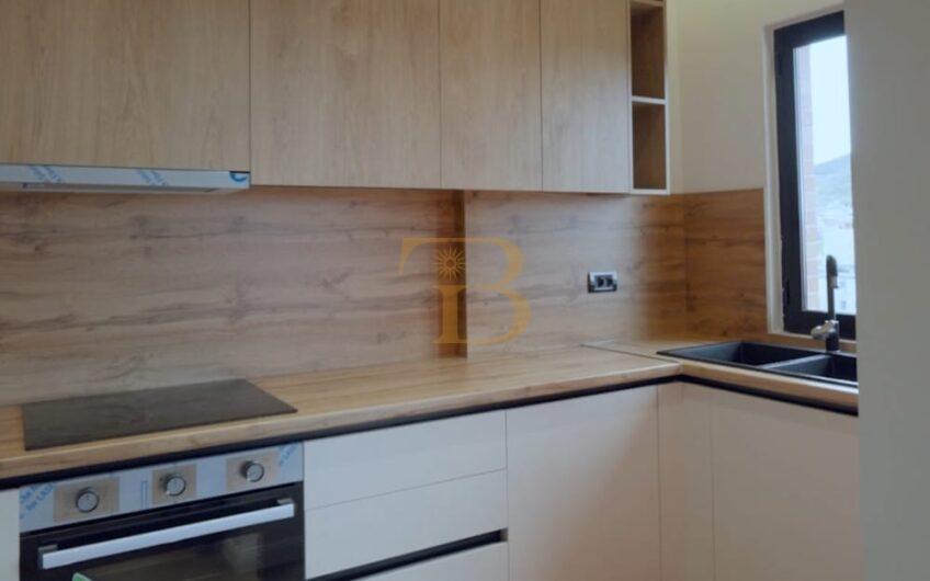 Apartament 2+1+2 në shitje, Pallati me Shigjeta