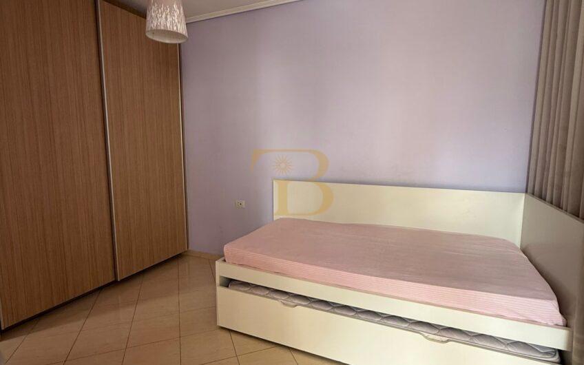 Apartament 2+1 me qera, Sarandë