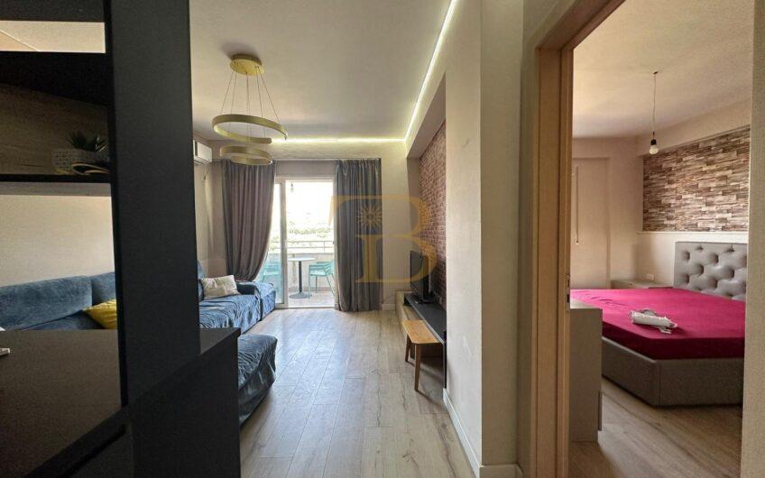 Apartament 2+1 me qera, Fresk