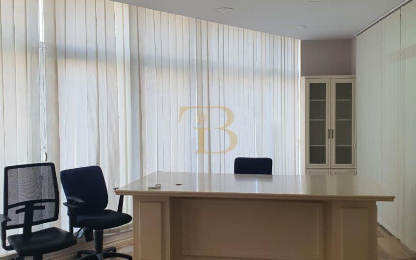 Ambjent zyrash me qera, Kopshti Zoologjik