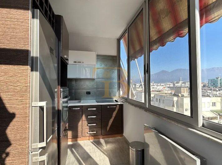 Apartament 1+1 me qera, Komuna e Parisit